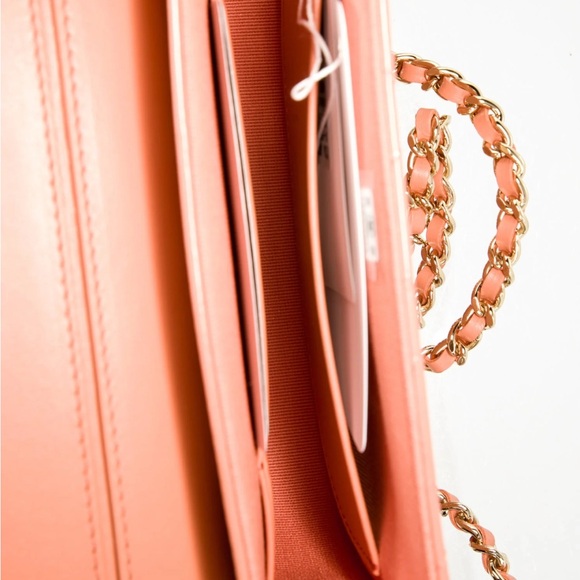 Chanel Patent Quilted Phone Holder w/ Chain w/Tags - Picture 5 of 5